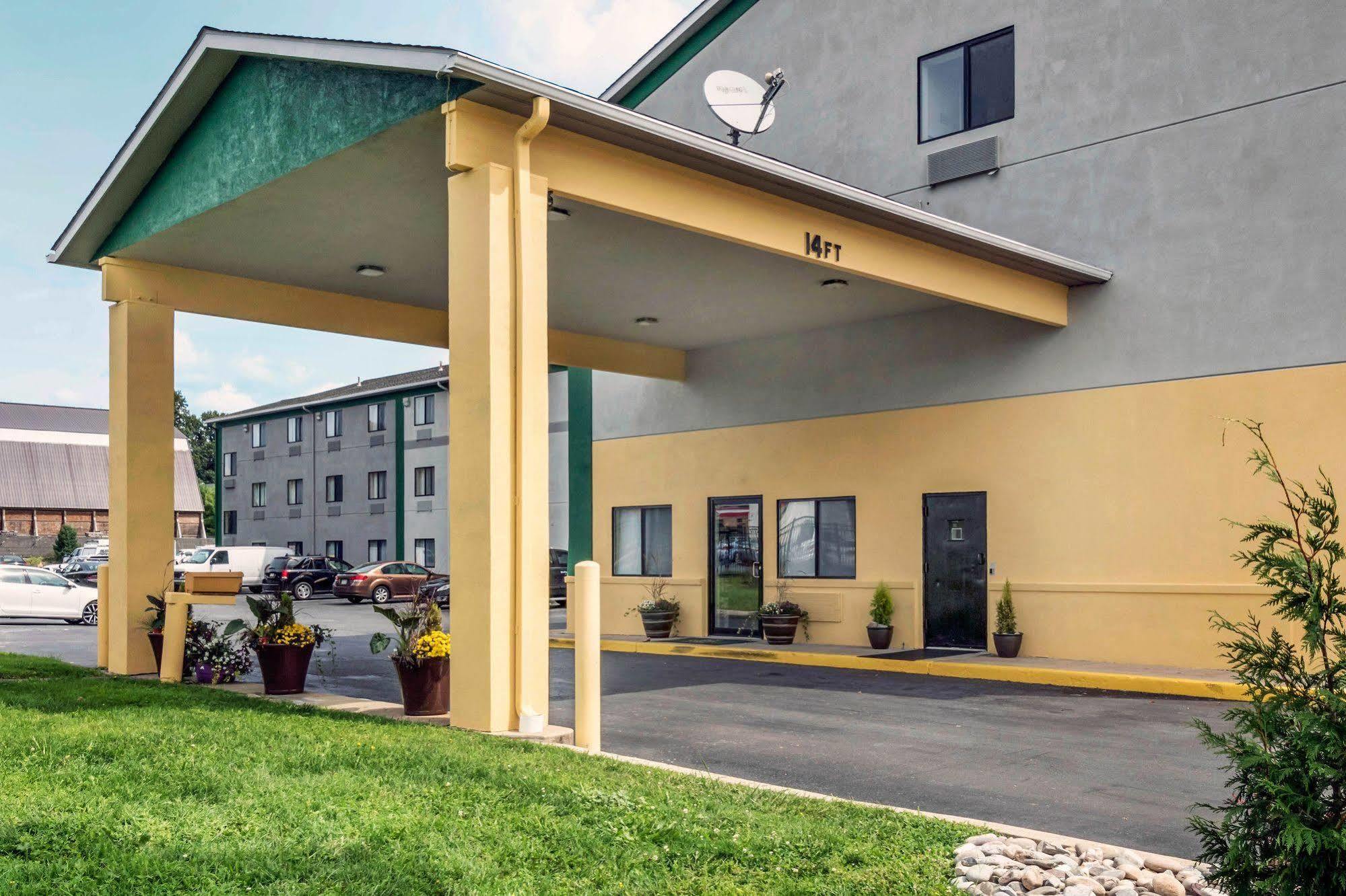 Motel 6 Lancaster, Pa Fertility Buitenkant foto